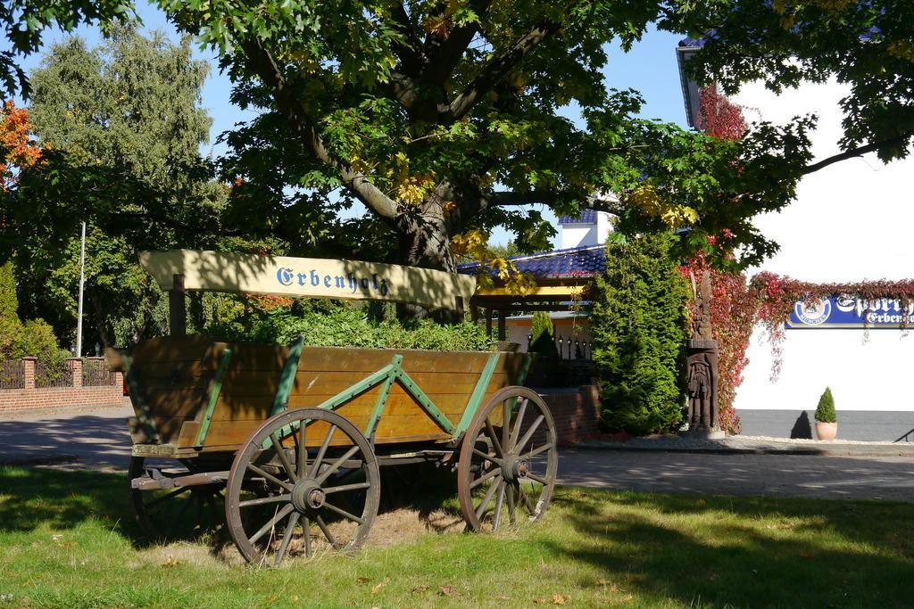 Erbenholz Hotel Laatzen Exterior photo
